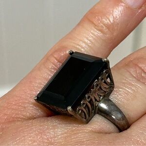Vintage Genuine onyx and sterling silver ring size 8